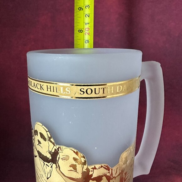 Vtg Mount Rushmore Black Hills South Dakota Large Frosted Glass w Gold Mug Stein - Picture 6 of 6